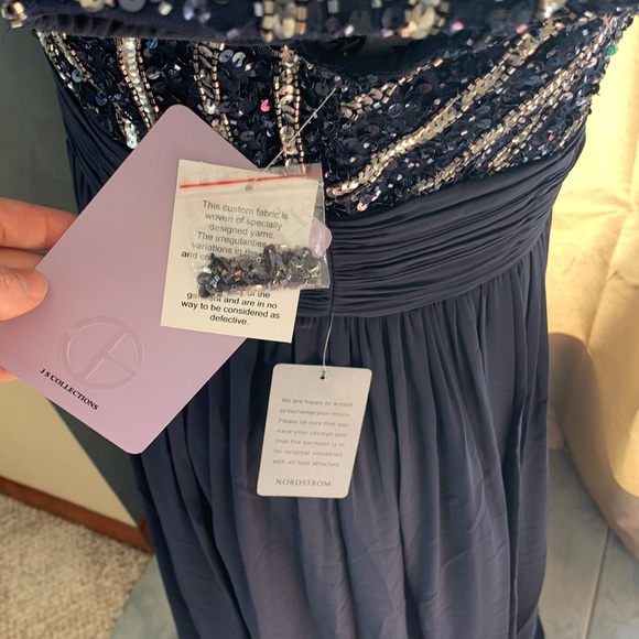 NWT Mother of the Bride beaded cap sleeve Navy Gown - Picture 7 of 15